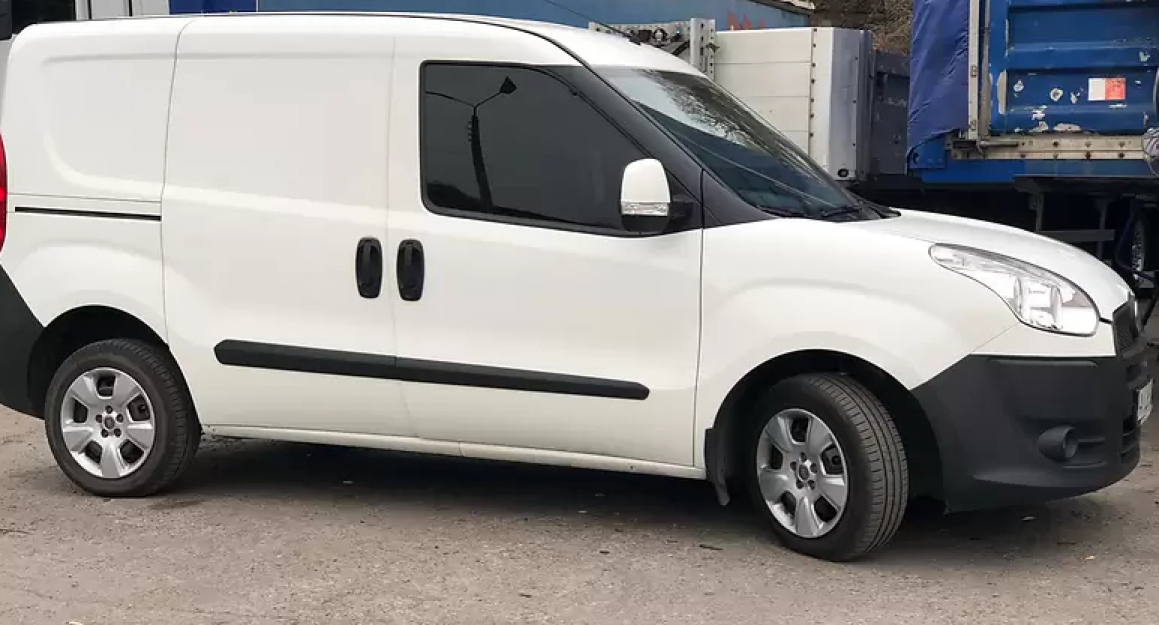 Fiat Doblo груз. 2010 Авто з Грузія